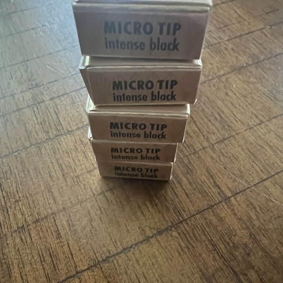 Set of 5 Stila Micro Tip Intense Black Eyeliner- New - Picture 2 of 3